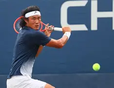 前中国男网一哥张之臻因伤退出温网连续退多站赛事将跌出前
